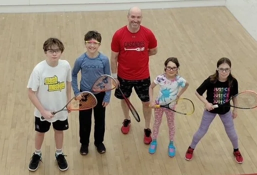 Programme de squash pour les jeunes